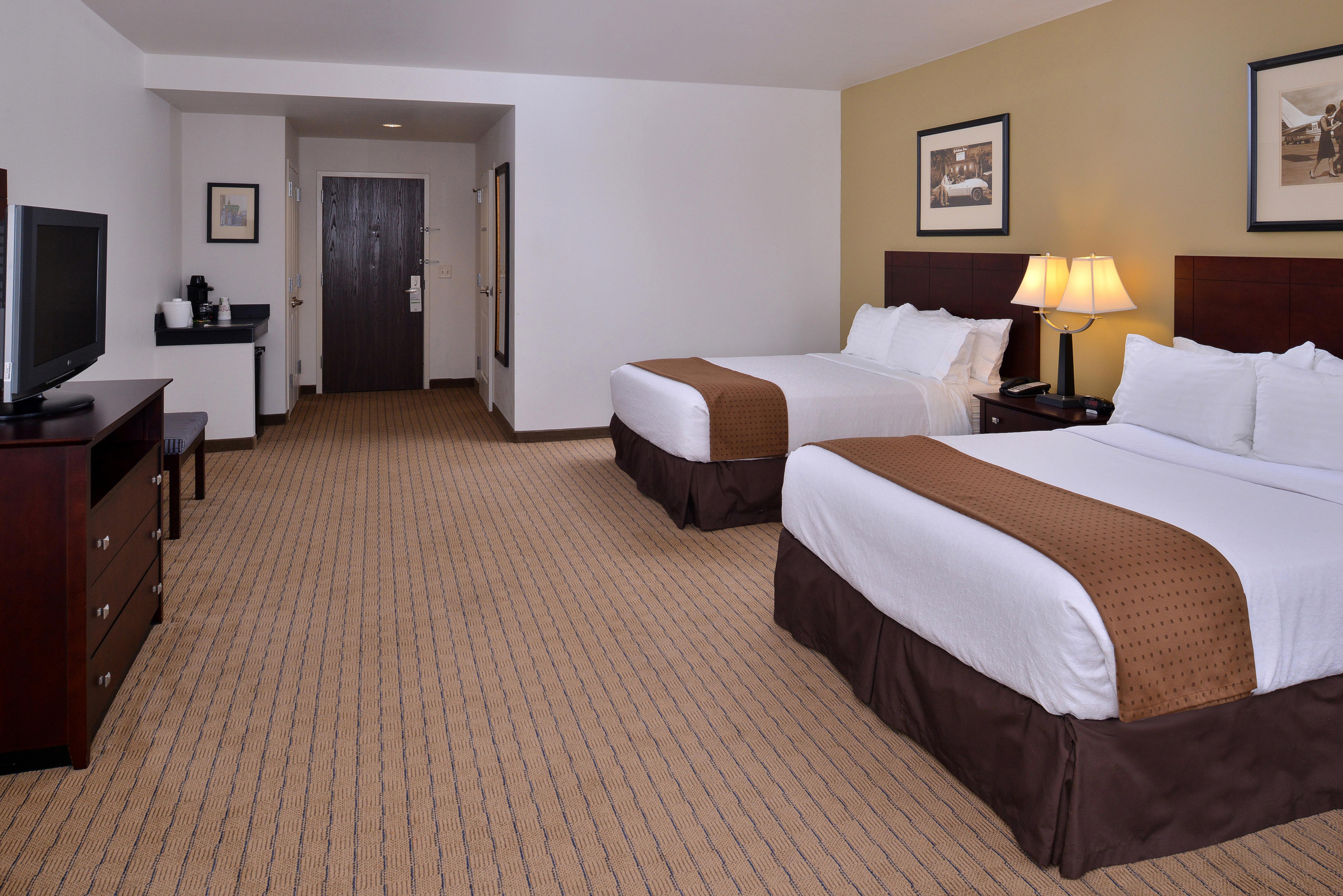 Holiday Inn Madison At The American Center By Ihg Εξωτερικό φωτογραφία