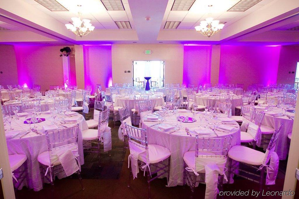 Holiday Inn Madison At The American Center By Ihg Ανέσεις φωτογραφία